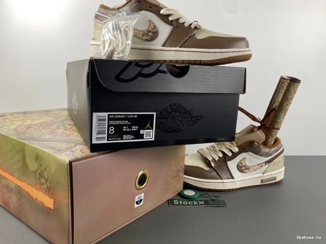 RETRO 1 JORDAN LOW HF5743-221  0808
